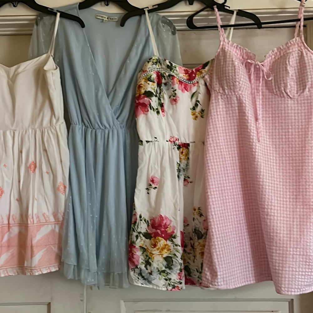 4 Delightful Spring Dresses
